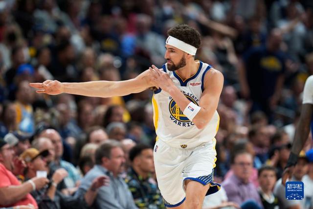 国王力克独行侠止6连败 恩比德37分76人4连胜