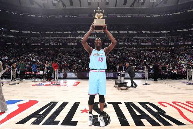 宫鲁鸣分管男篮备战工作 CBA恢复全员体测